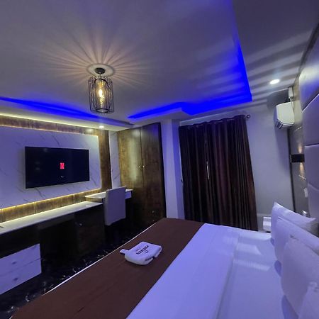 Presken Hotel Ikeja Extérieur photo